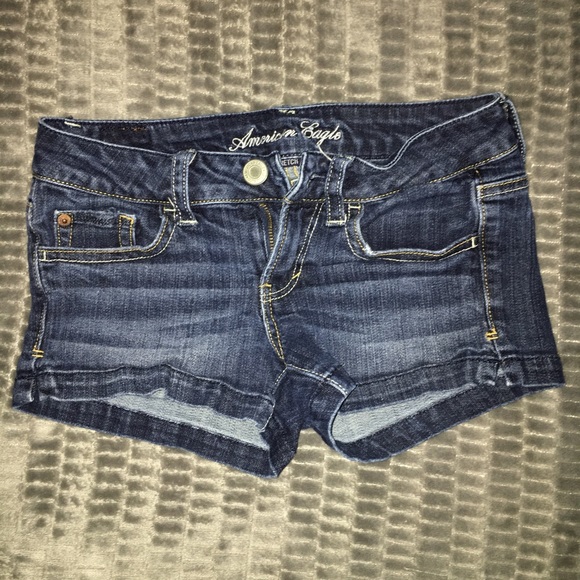 2 pairs american eagle shorts GREAT CONDITION - Picture 3 of 4